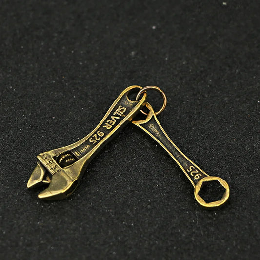 Vinatge Solid Brass Wrench Key Chain Pendant Handmade Pure Copper Mini Spanner Keychains Pendants Motorcycle Car Tool Key Rings